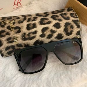 Quay x Jaclyn Hill •Very Busy• Sunnies